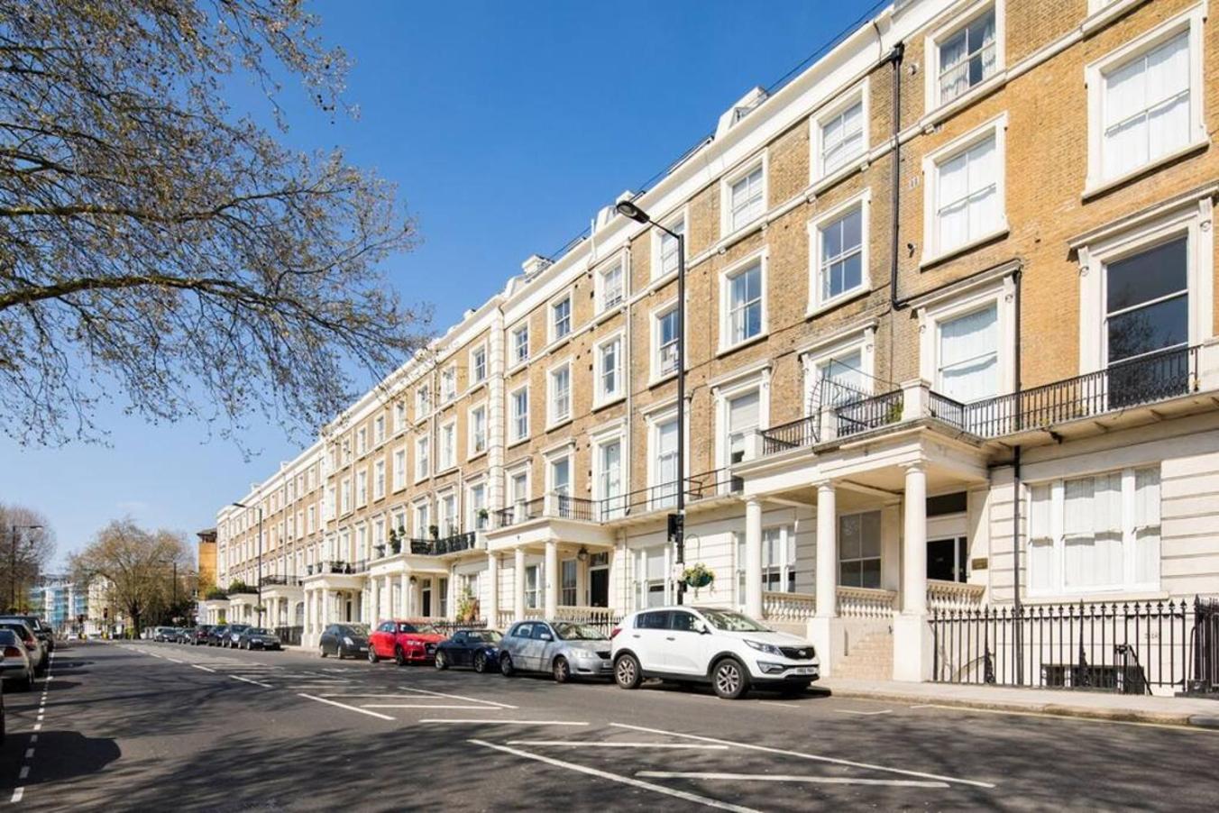 Steps From Hyde Park 2br 2bath Sleeps 6 London
